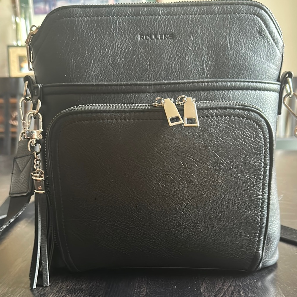 Roulens Black Crossbody Bag